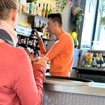 Le Corail - The very rude employee. - French Near Me - Paris, 75