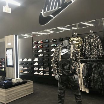WSS - Nike wall - Shoe Stores Near Me - Houston, Texas WSS - Nike wall - Shoe Stores Near Me - Houston, Texas