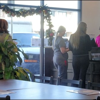 Sisters Thai Kitchen - As you enter the restaurant, to your left is the order counter/meet/greet station, where you'll be greeted by a friendly staff member. - Thai Near Me - Roseville, California Sisters Thai Kitchen - As you enter the restaurant, to your left is the order counter/meet/greet station, where you'll be greeted by a friendly staff member. - Thai Near Me - Roseville, California