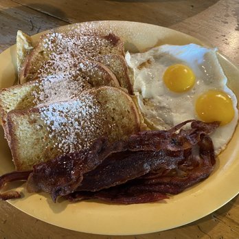 Squeeze In - Violet's French Toast Plate - Breakfast & Brunch Near Me - Reno, Nevada