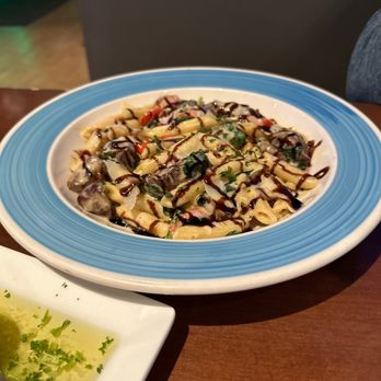 Dee Jay's Lounge - Bleu Steak Penne - Sports Bars Near Me - Murrysville, Pennsylvania