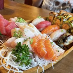 Yuki Japanese Restaurant - Sushi boat was amazing and very fresh!