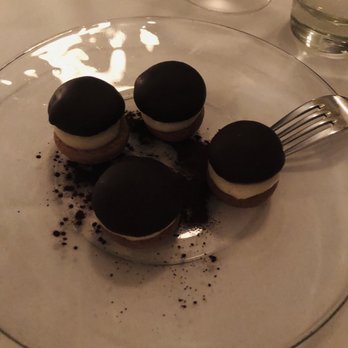 Loi Estiatorio - Little puffs of dessert heaven - Greek Near Me - New York, New York Loi Estiatorio - Little puffs of dessert heaven - Greek Near Me - New York, New York