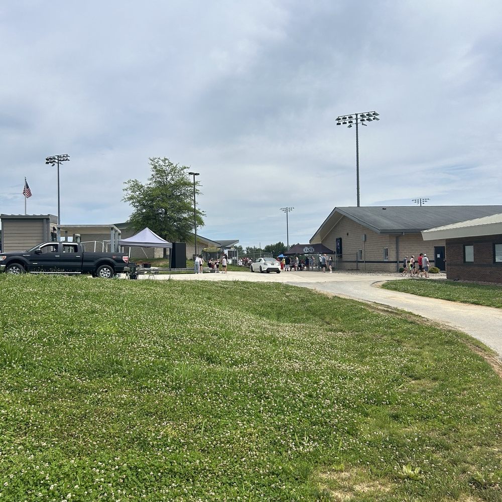 North Oldham High School - Middle Schools & High Schools Near Me - Goshen, Kentucky North Oldham High School - Middle Schools & High Schools Near Me - Goshen, Kentucky