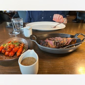 Klaw Miami - Florida Cracker - Strip loin Baby Carrots - Steakhouses Near Me - Miami, Florida