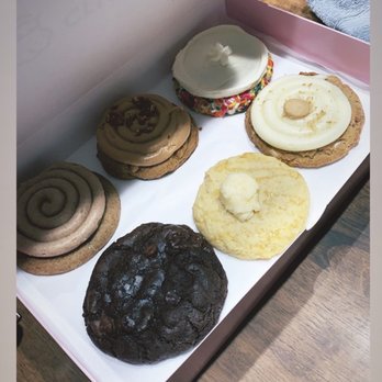 Crumbl - Hesperia - Cookies - Bakeries Near Me - Hesperia, California Crumbl - Hesperia - Cookies - Bakeries Near Me - Hesperia, California