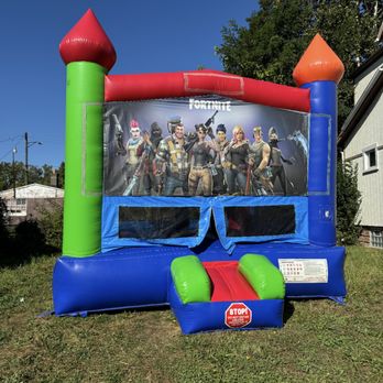 Jimmy's Jumpers - Backyard birthday party - Bounce House Rentals Near Me - Taylor, Michigan Jimmy's Jumpers - Backyard birthday party - Bounce House Rentals Near Me - Taylor, Michigan