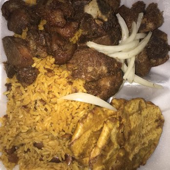 Unique Park Restaurant - Tapas/Small Plates Near Me - Pompano Beach, Florida