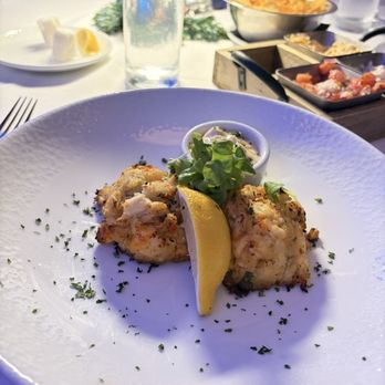 Catch & Cut - lobster & crabcake - Sushi Bars Near Me - Fort Lauderdale, Florida Catch & Cut - lobster & crabcake - Sushi Bars Near Me - Fort Lauderdale, Florida