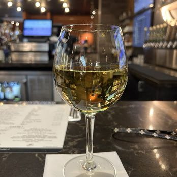 Jolly Pumpkin Taphouse - 9 oz pour - Gastropubs Near Me - Detroit, Michigan