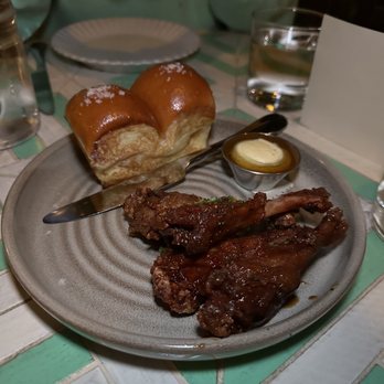 The Bungalow Kitchen - Duck and rolls - New American Near Me - Tiburon, California The Bungalow Kitchen - Duck and rolls - New American Near Me - Tiburon, California