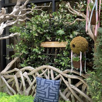 Roger's Gardens - Decor - Nurseries & Gardening Near Me - Corona Del Mar, California