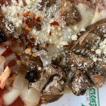 Big T's Pizza - Never would have thought a Thumbtack would ever be in my pizza. I would start checking if I were you! - Pizza Near Me - Rialto, California