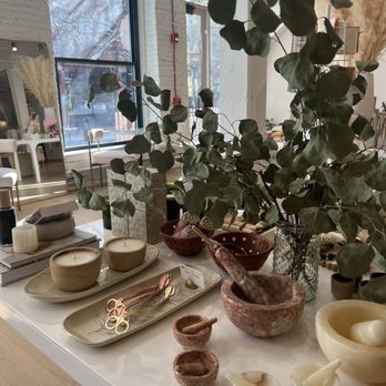 Nomad Chicago - Cafes Near Me - Chicago, Illinois