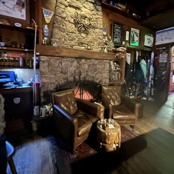 Ski Lodge - Cocktail Bars Near Me - Las Vegas, Nevada