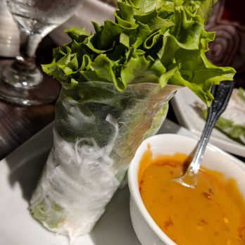 Lá Sen Vietnamese Grill - Vietnamese Near Me - West Linn, Oregon Lá Sen Vietnamese Grill - Vietnamese Near Me - West Linn, Oregon