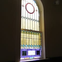 Wellfleet Preservation Hall - Cool windows