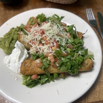 Casa Mendoza - Taquitos - Mexican Near Me - Three Rivers, California Casa Mendoza - Taquitos - Mexican Near Me - Three Rivers, California
