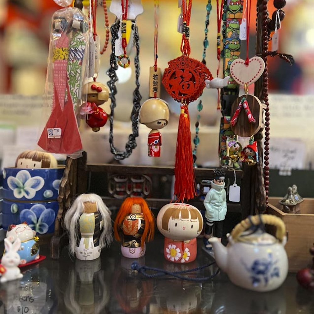 Sun May - Antiques Near Me - Seattle, Washington