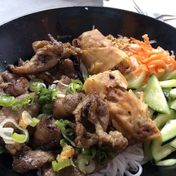 Saigon Bento - Vermicelli combo - Vietnamese Near Me - Bakersfield, California Saigon Bento - Vermicelli combo - Vietnamese Near Me - Bakersfield, California
