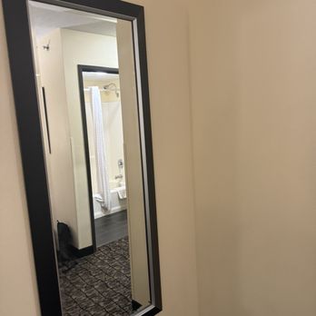 Best Western Plus Wendover Inn - Hotels Near Me - Wendover, Utah