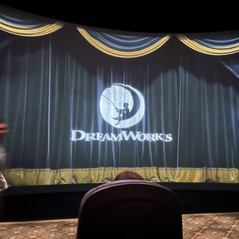 DreamWorks Theatre - Inside - Amusement Parks Near Me - Universal City, California DreamWorks Theatre - Inside - Amusement Parks Near Me - Universal City, California