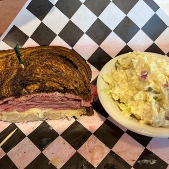 Gere-a-Deli - reuben & potato salad - Delis Near Me - Anacortes, Washington