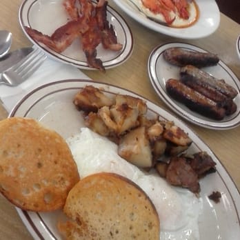 Modern Diner - big breckfast - Diners Near Me - Pawtucket, Rhode Island