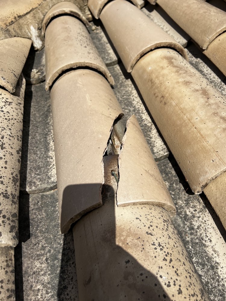 Slide of David Roofing & Gutter Repair