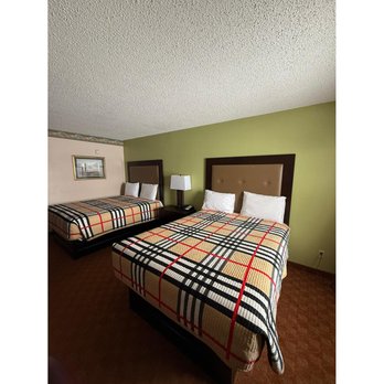 Victorian Inn - Hotels Near Me - Whitesboro, Texas Victorian Inn - Hotels Near Me - Whitesboro, Texas