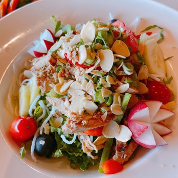 Scott's Seafood - Chinese Chicken Salad - Seafood Near Me - Oakland, California Scott's Seafood - Chinese Chicken Salad - Seafood Near Me - Oakland, California