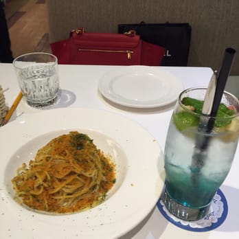 Dazzling Cafe - ocean drink and the spaghetti tasted like garlic noodle - Cafes Near Me - Hong Kong, HK Dazzling Cafe - ocean drink and the spaghetti tasted like garlic noodle - Cafes Near Me - Hong Kong, HK