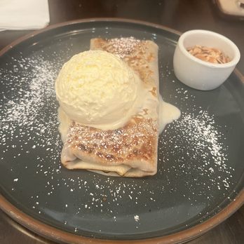 CRAFT - Brickell - CREPE W/ DULCE DE LECHE & ICE CREAM - Breakfast & Brunch Near Me - Miami, Florida CRAFT - Brickell - CREPE W/ DULCE DE LECHE & ICE CREAM - Breakfast & Brunch Near Me - Miami, Florida