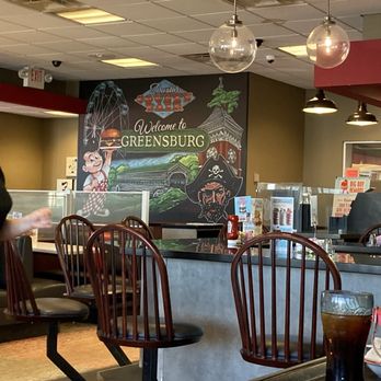 Frisch's Big Boy - a woman in a restaurant - Breakfast & Brunch Near Me - Greensburg, Indiana