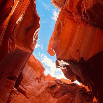 Taadidiin Tours - Walking Tours Near Me - Page, Arizona Taadidiin Tours - Walking Tours Near Me - Page, Arizona