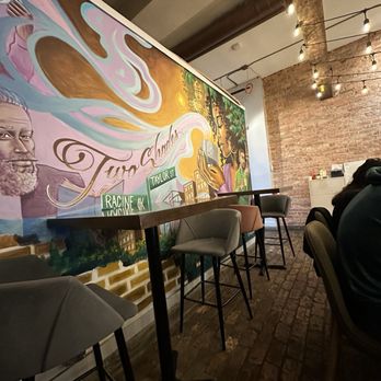 Two Shades Cafe - Cafes Near Me - Chicago, Illinois