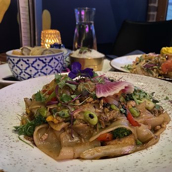 BODHI - Drunken Noodles with tofu - Thai Near Me - Indianapolis, Indiana