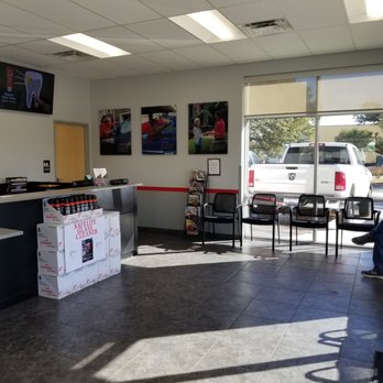 Safelite AutoGlass - Waiting area - Windshield Installation & Repair Near Me - San Antonio, Texas Safelite AutoGlass - Waiting area - Windshield Installation & Repair Near Me - San Antonio, Texas