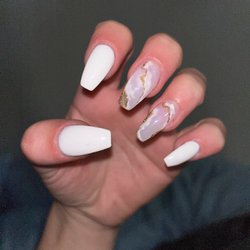 Diamond Nails - 3rd fill in - andy's work