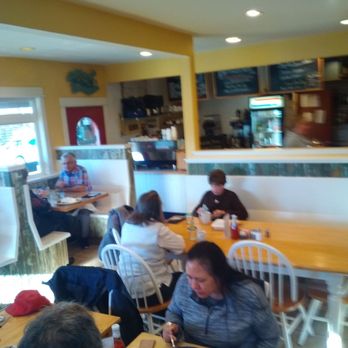 Osprey Café - Restaurant from fireplace towards entry way. - Cafes Near Me - Seaside, Oregon Osprey Café - Restaurant from fireplace towards entry way. - Cafes Near Me - Seaside, Oregon