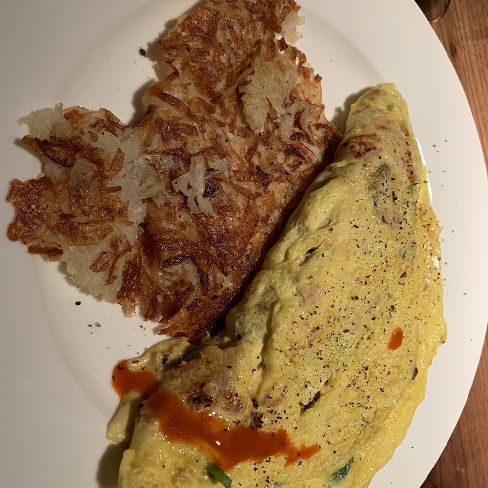 Corinne Austin - Spinach & Mushroom Egg White Omelet- modified I added jalapeños and Chicken Sausage - New American Near Me - Austin, Texas Corinne Austin - Spinach & Mushroom Egg White Omelet- modified I added jalapeños and Chicken Sausage - New American Near Me - Austin, Texas