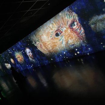 Immersive Van Gogh Exhibit - Art Museums Near Me - Los Angeles, California