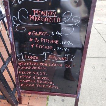 Lauriol Plaza - Mexican Near Me - Washington, DC, District of Columbia Lauriol Plaza - Mexican Near Me - Washington, DC, District of Columbia