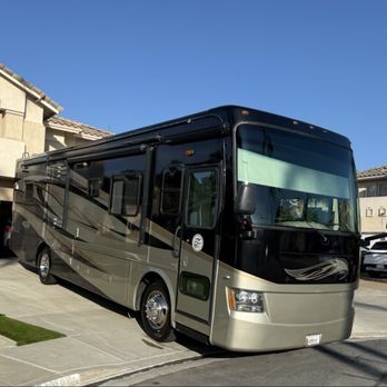 Dennis Auto Details - Auto Detailing Near Me - Escondido, California