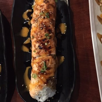 Sushi Shiro - Baked salmon roll - Sushi Bars Near Me - Upland, California Sushi Shiro - Baked salmon roll - Sushi Bars Near Me - Upland, California