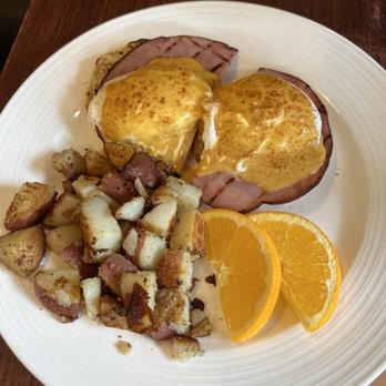 Morning Due Cafe - Eggs benedict with a slightly spicy hollandaise sauce - Coffee & Tea Near Me - San Francisco, California Morning Due Cafe - Eggs benedict with a slightly spicy hollandaise sauce - Coffee & Tea Near Me - San Francisco, California