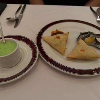 Paradise Indian Restaurant - Lamb samosas - Indian Near Me - London, XGL Paradise Indian Restaurant - Lamb samosas - Indian Near Me - London, XGL
