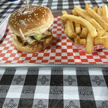 Crystal Cafe - Avocado Chicken sandwich and French fries - Burgers Near Me - Wylie, Texas