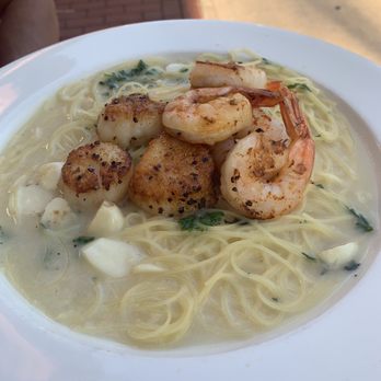 Toscana - Remade angel hair made right -al dente but still large raw garlic pieces and sauce was soupy. Scallops and shrimp was good. - Italian Near Me - Cooperstown, New York