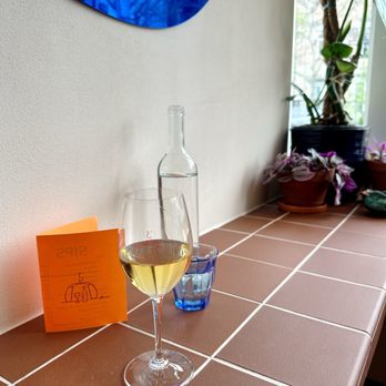 Club Paris - Wine Bars Near Me - Toronto, Ontario